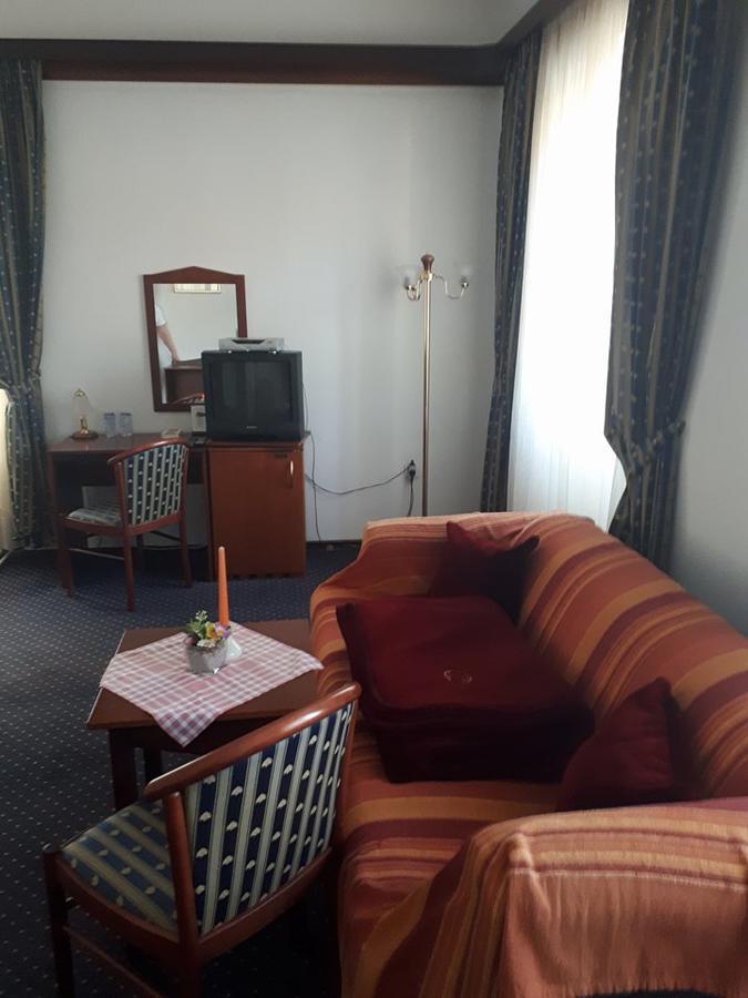 Hotel Mance Brod na Kupi المظهر الخارجي الصورة